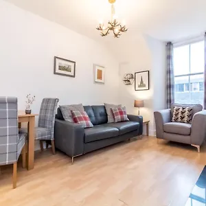 Apartamento Bright And Cosy Flat At The Heart Of The Old Town, Edimburgo